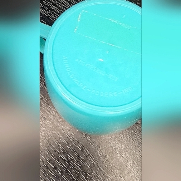 Set of 3 Vintage 60's Arnoldware Drinking Cups - Picture 3 of 3